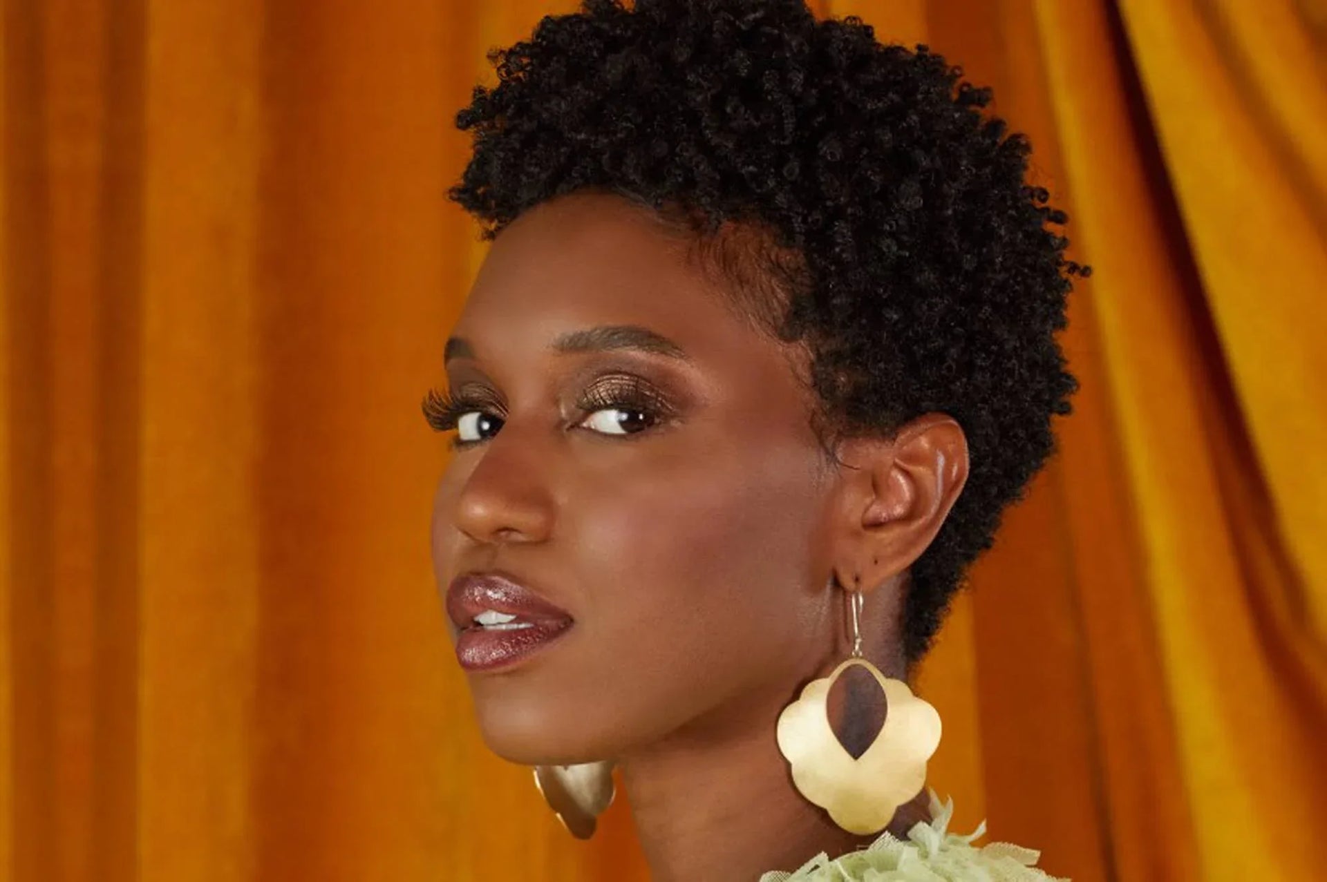 5 Reasons Your Hair Isn’t Growing Longer