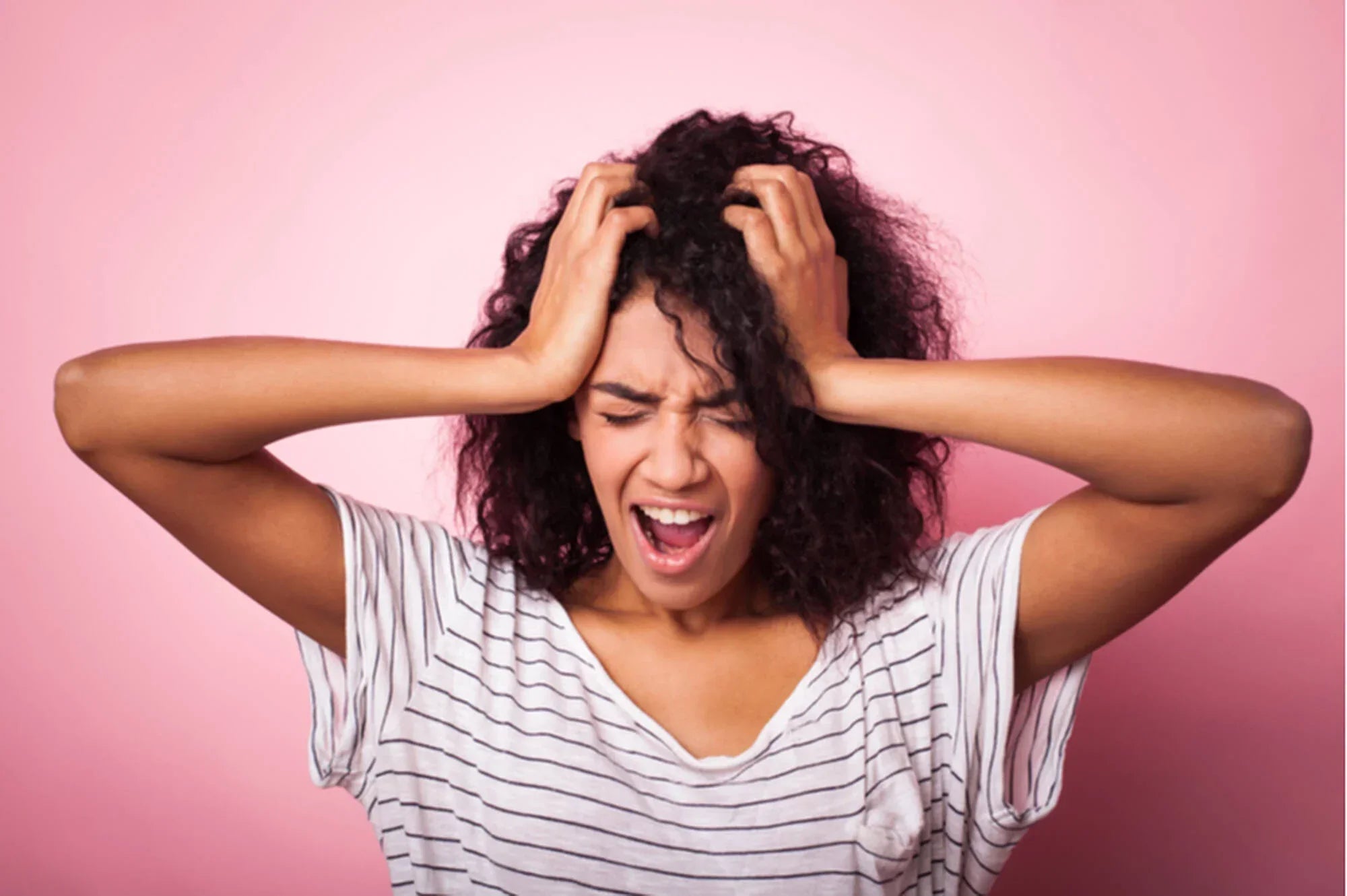 4 Natural Remedies for Dry, Itchy, Flaky Scalp