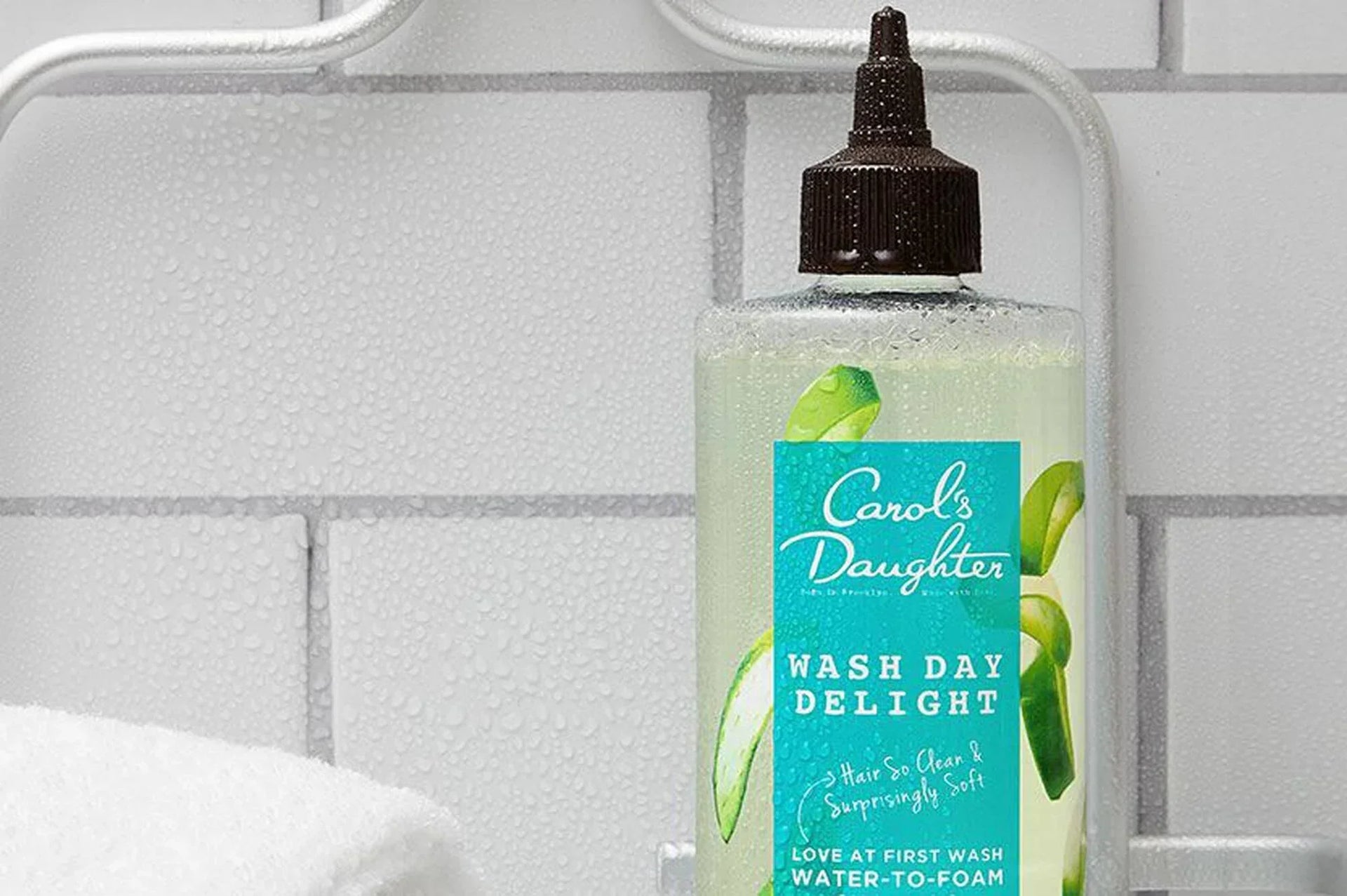 What Is Micellar Shampoo and How To Incorporate It Into Your Routine